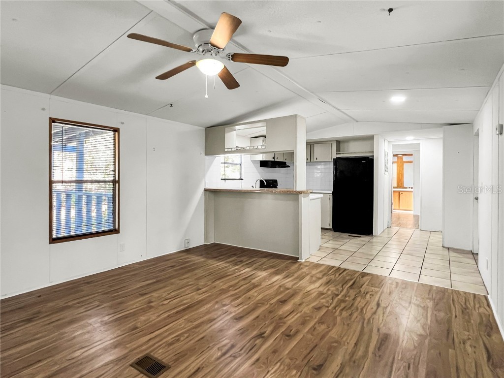 55006 5th Street Astor FL 32102 V4941001 image4