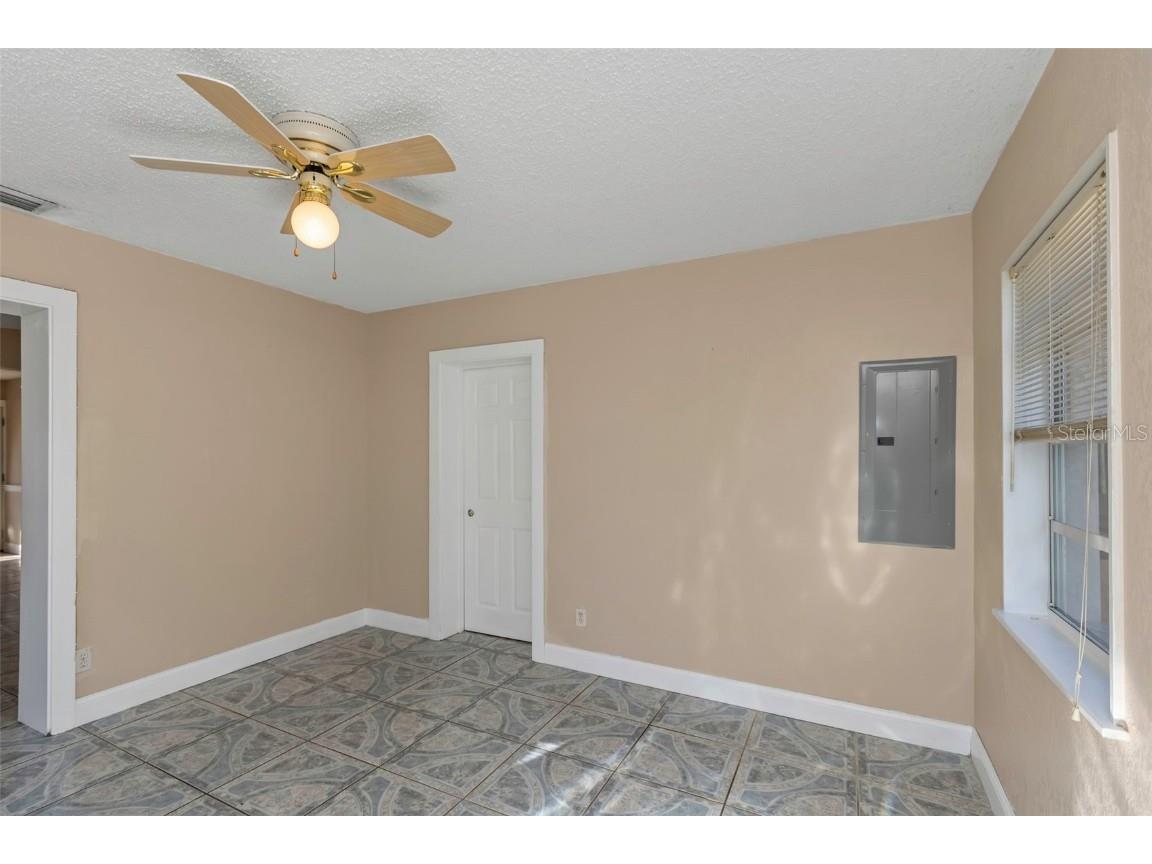 5501 18th Avenue S Gulfport FL 33707 TB8361951 image11