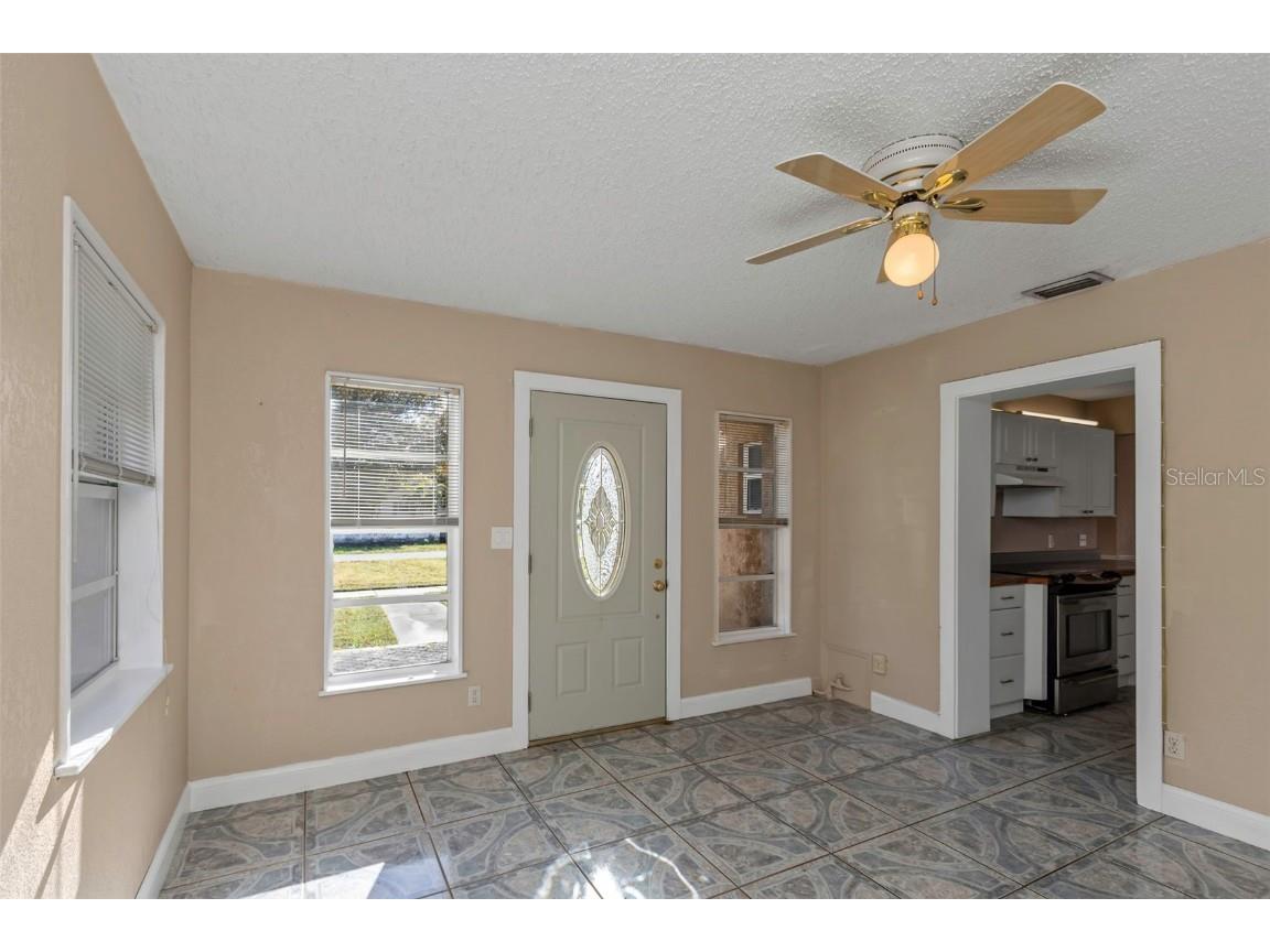 5501 18th Avenue S Gulfport FL 33707 TB8361951 image8