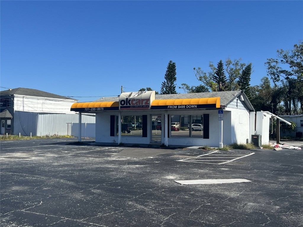5501 34th Street N Saint Petersburg FL 33714 TB8336982 image1