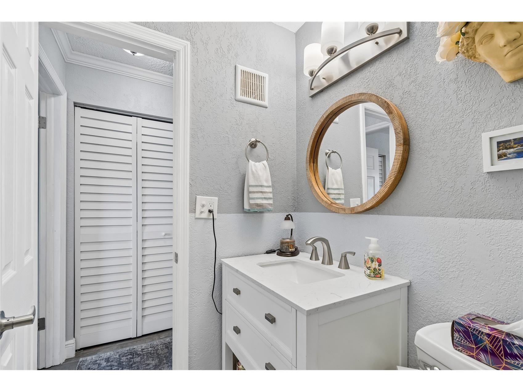 5501 80th Street N #102 Saint Petersburg FL 33709 TB8488810 image33