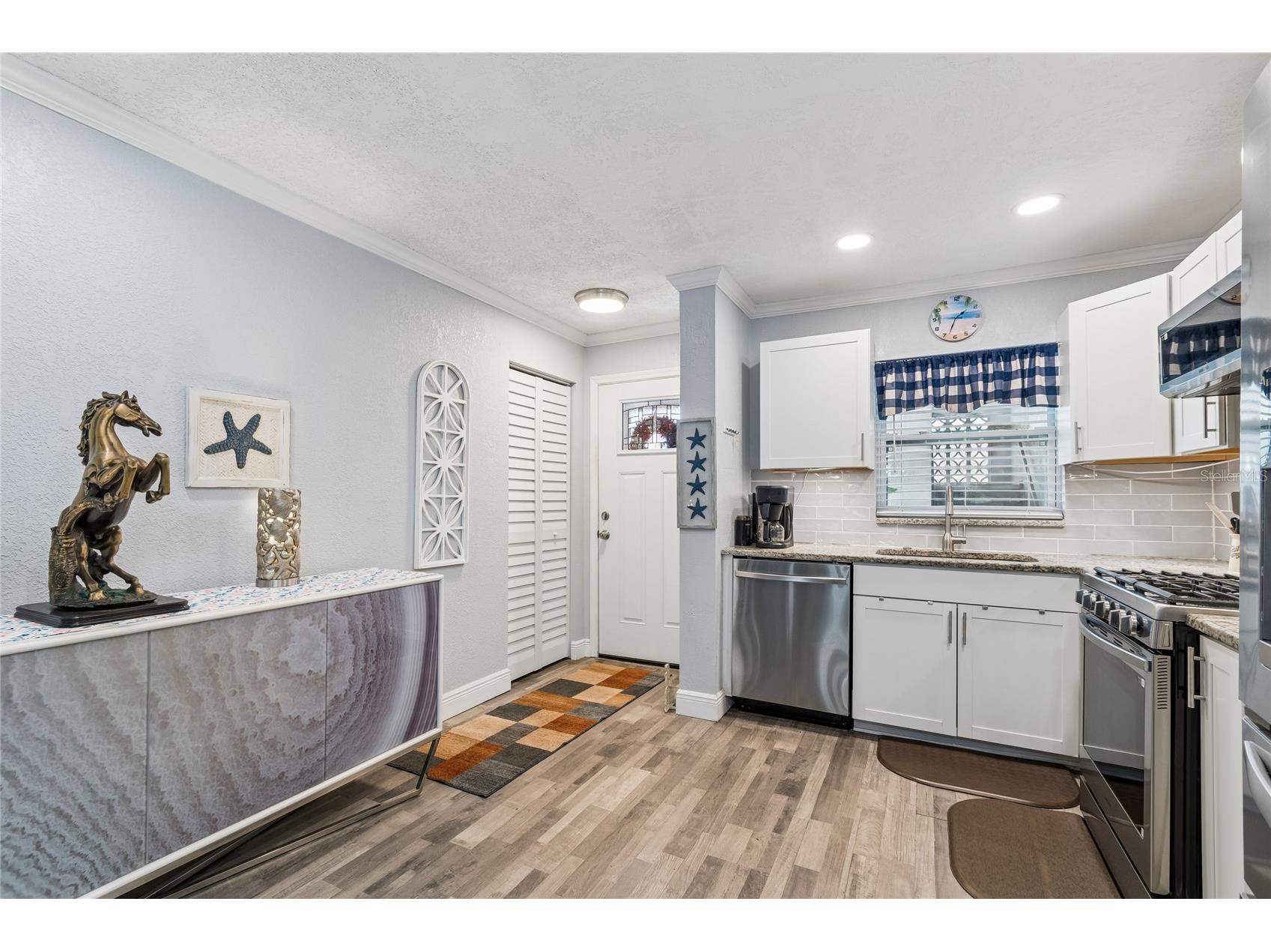 5501 80th Street N #102 Saint Petersburg FL 33709 TB8488810 image8