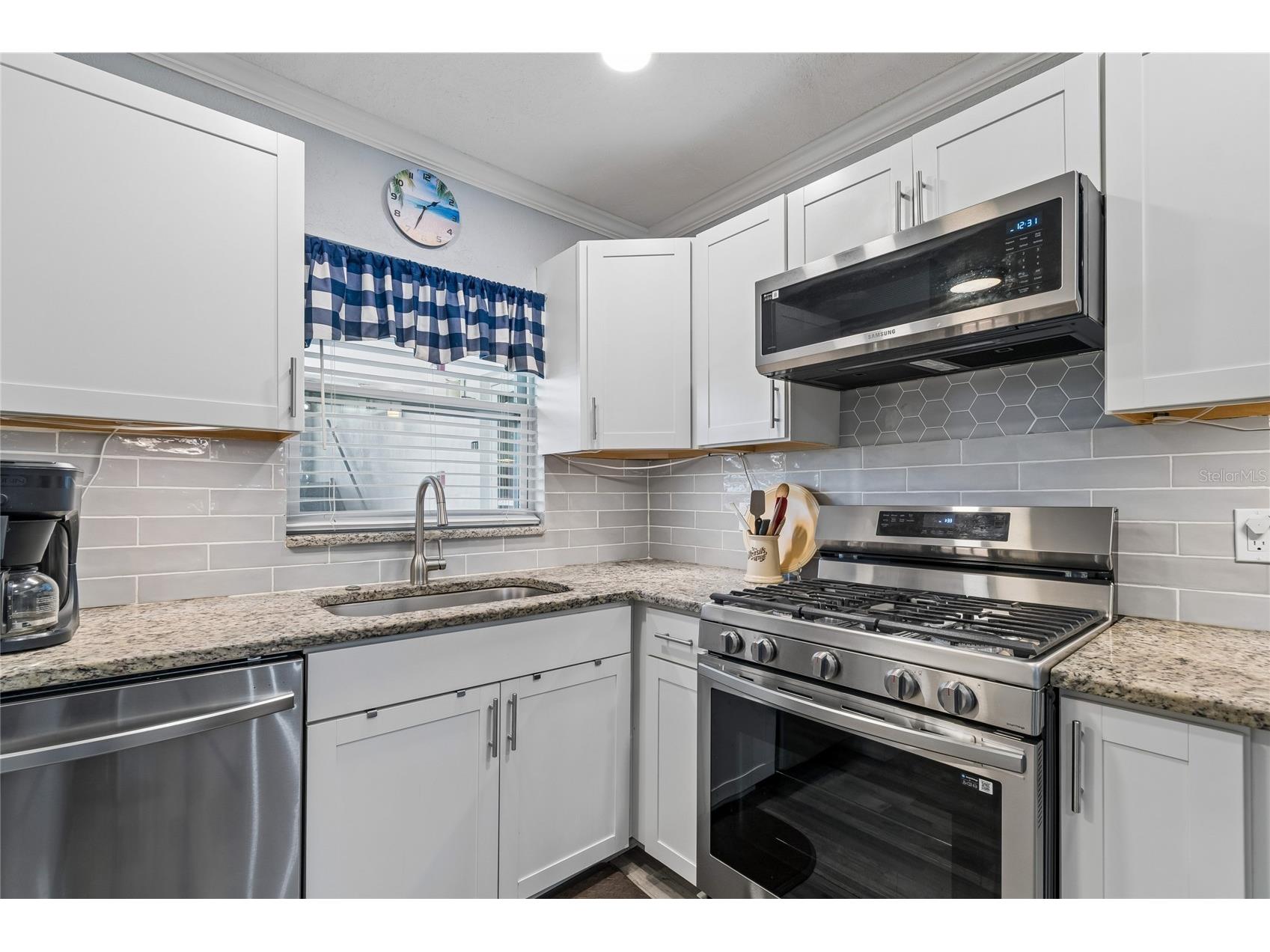 5501 80th Street N #102 Saint Petersburg FL 33709 TB8488810 image9