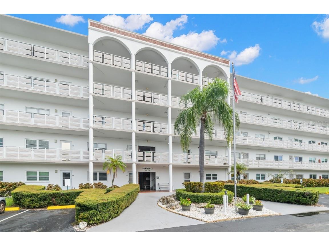 5501 80th Street N #108 Saint Petersburg FL 33709 U8199961 image1