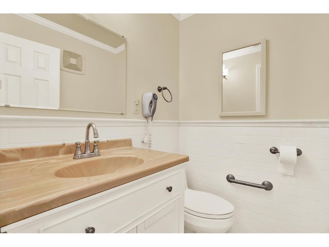 5501 80th Street N #206 Saint Petersburg FL 33709 TB8392849 image18