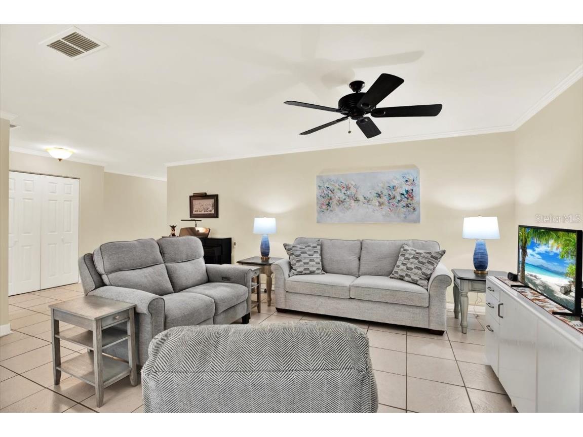 5501 80th Street N #206 Saint Petersburg FL 33709 TB8392849 image7