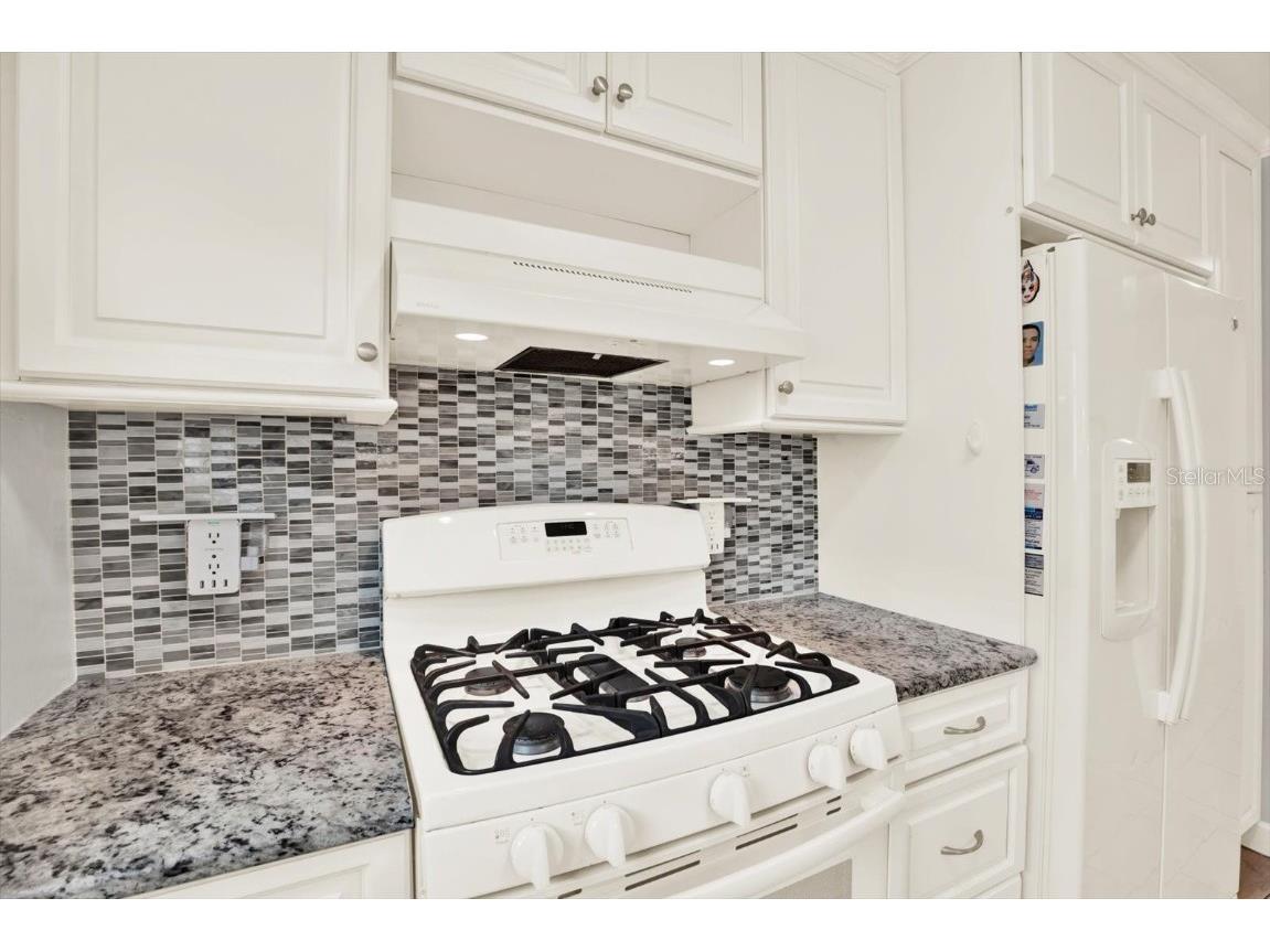 5501 80th Street N #206 Saint Petersburg FL 33709 TB8392849 image9