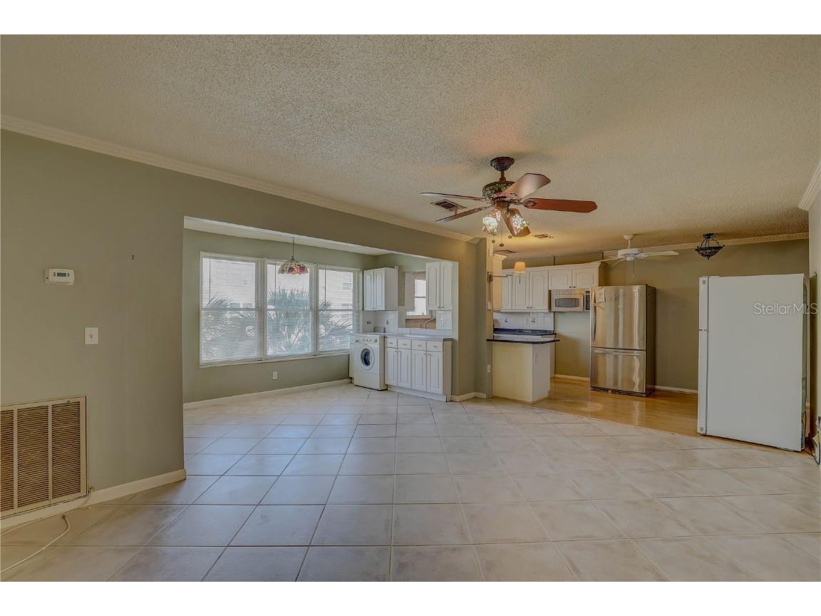 5501 80th Street N #406 Saint Petersburg FL 33709 TB8451437 image12