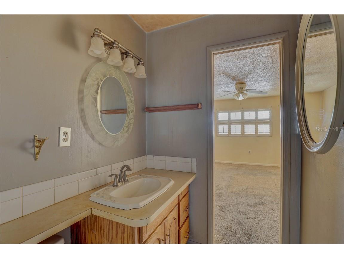 5501 80th Street N #406 Saint Petersburg FL 33709 TB8451437 image22