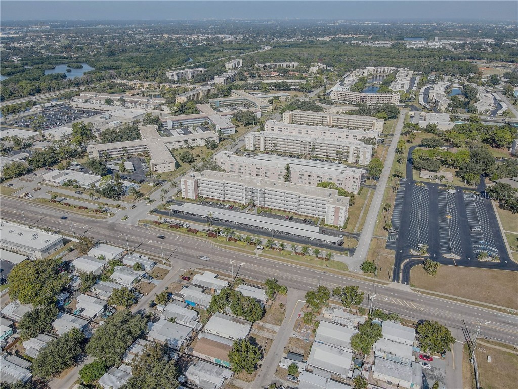5501 80th Street N #406 Saint Petersburg FL 33709 TB8451437 image33