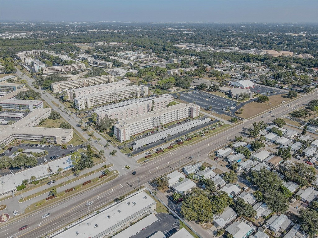 5501 80th Street N #406 Saint Petersburg FL 33709 TB8451437 image35