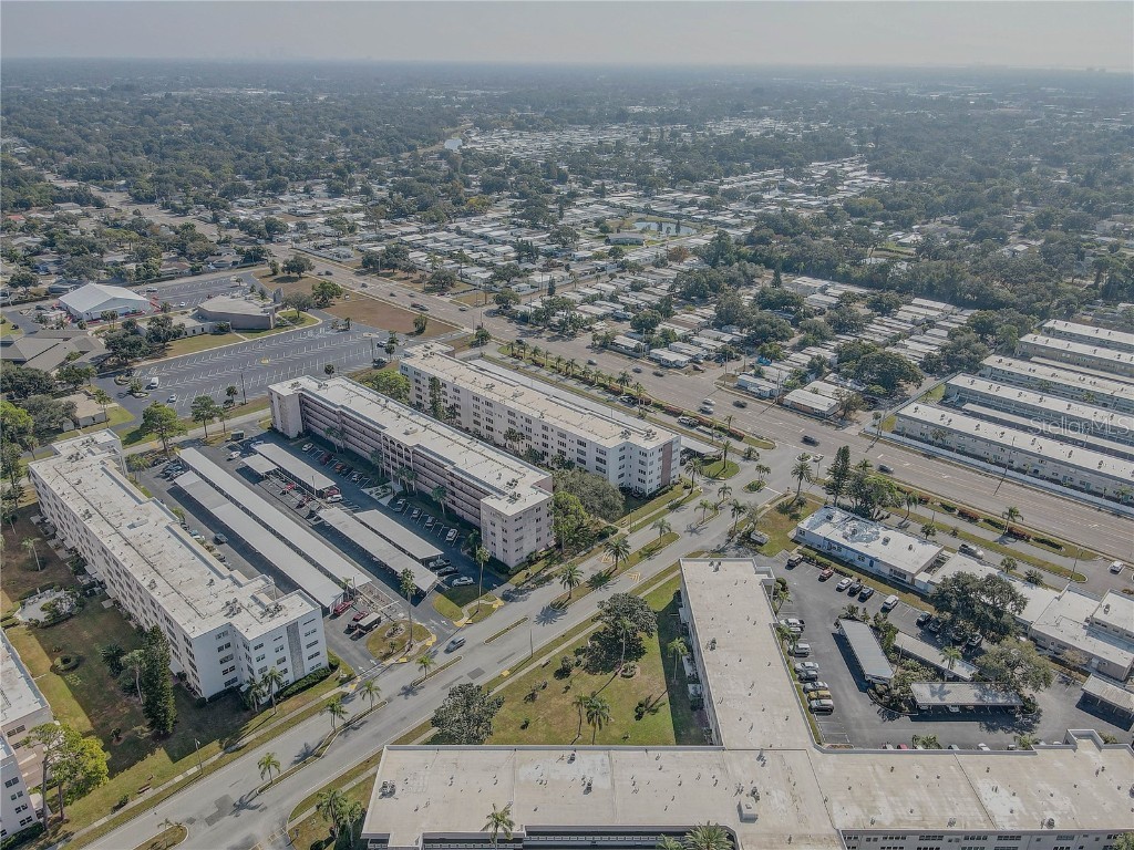 5501 80th Street N #406 Saint Petersburg FL 33709 TB8451437 image36