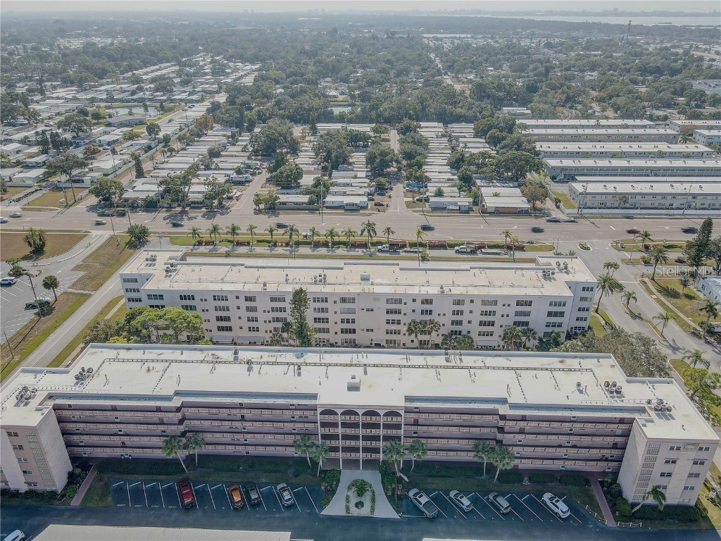 5501 80th Street N #406 Saint Petersburg FL 33709 TB8451437 image40