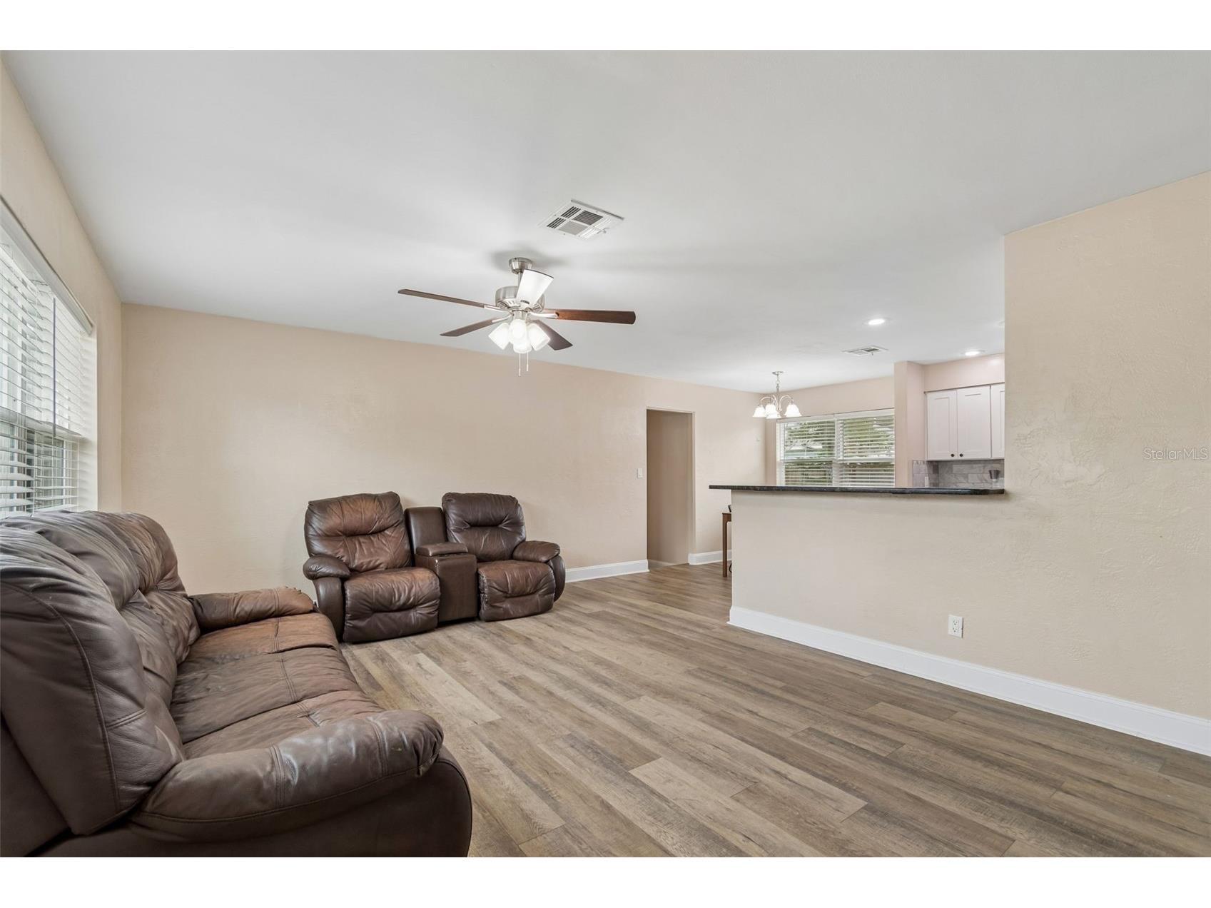 5501 82nd Avenue N Pinellas Park FL 33781 TB8514835 image5