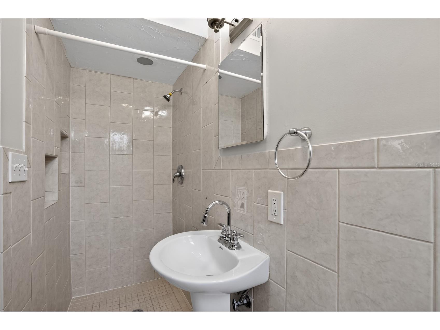 5501 92nd Terrace N Pinellas Park FL 33782 TB8501572 image25
