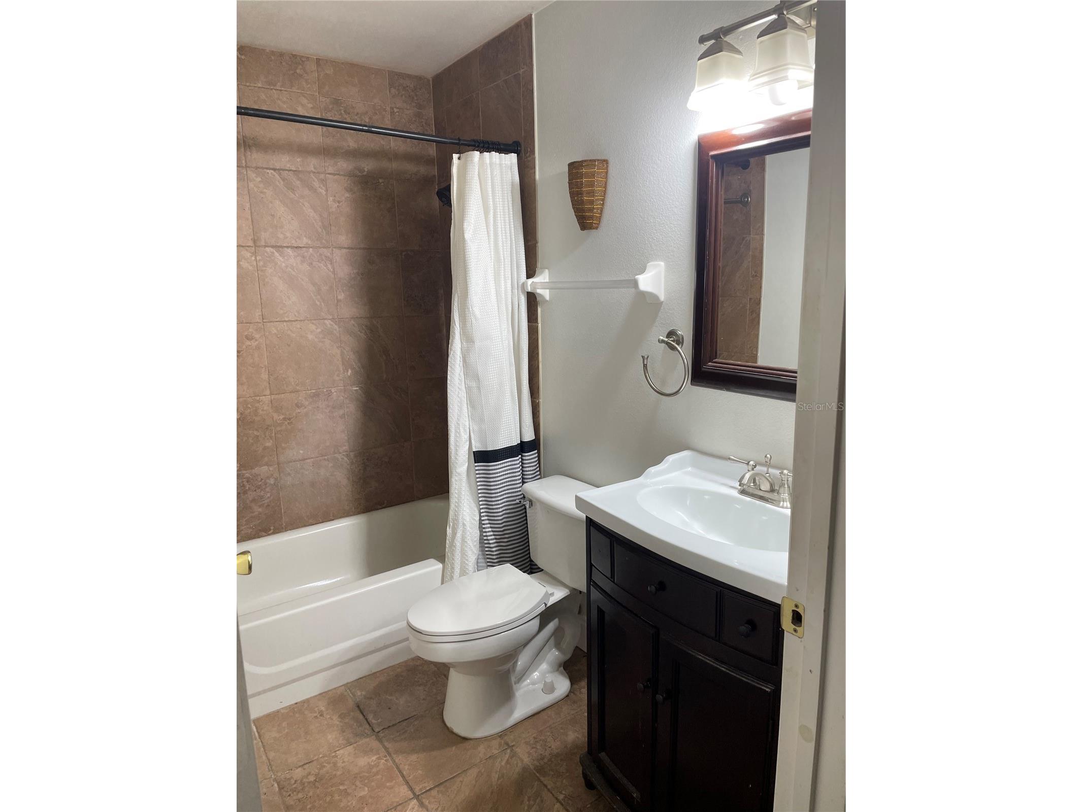 5501 Chatham Woods Court Orlando FL 32808 O6375450 image11