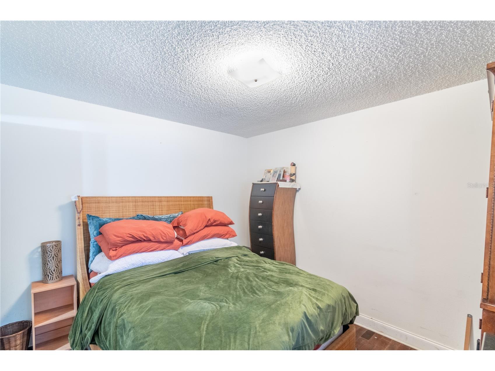 5501 Chatham Woods Court Orlando FL 32808 O6375450 image16