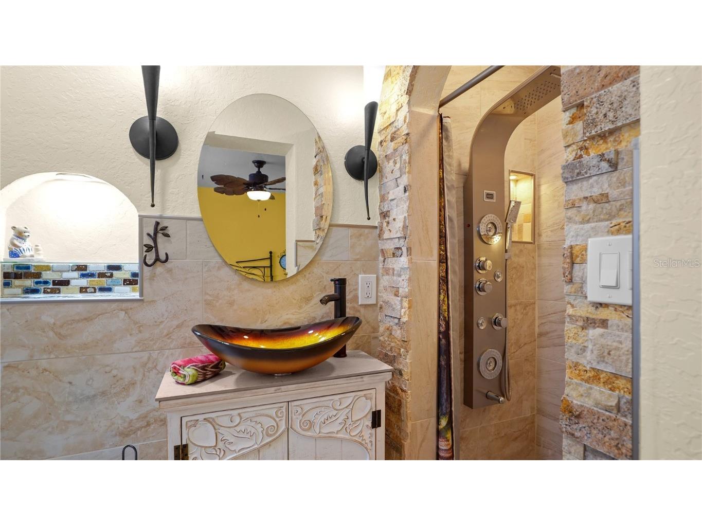 5501 Highland Street S Saint Petersburg FL 33705 TB8402302 image23