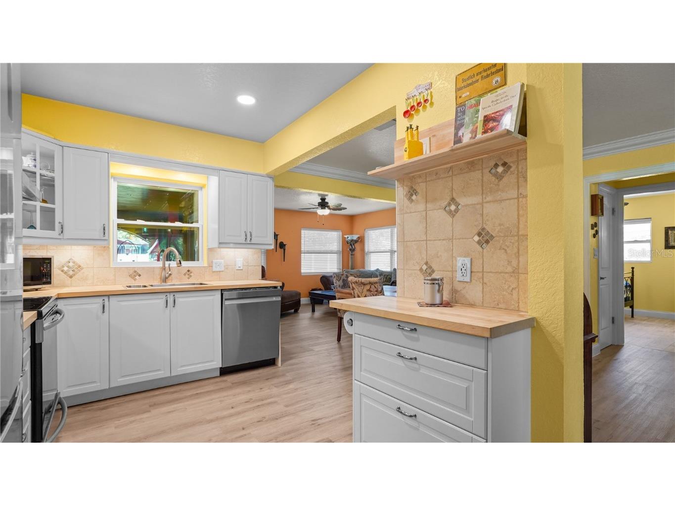 5501 Highland Street S Saint Petersburg FL 33705 TB8402302 image8