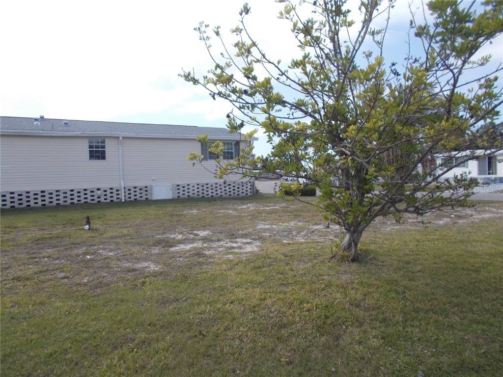 5501 Holiday Park Boulevard North Port FL 34287 C7506880 image4