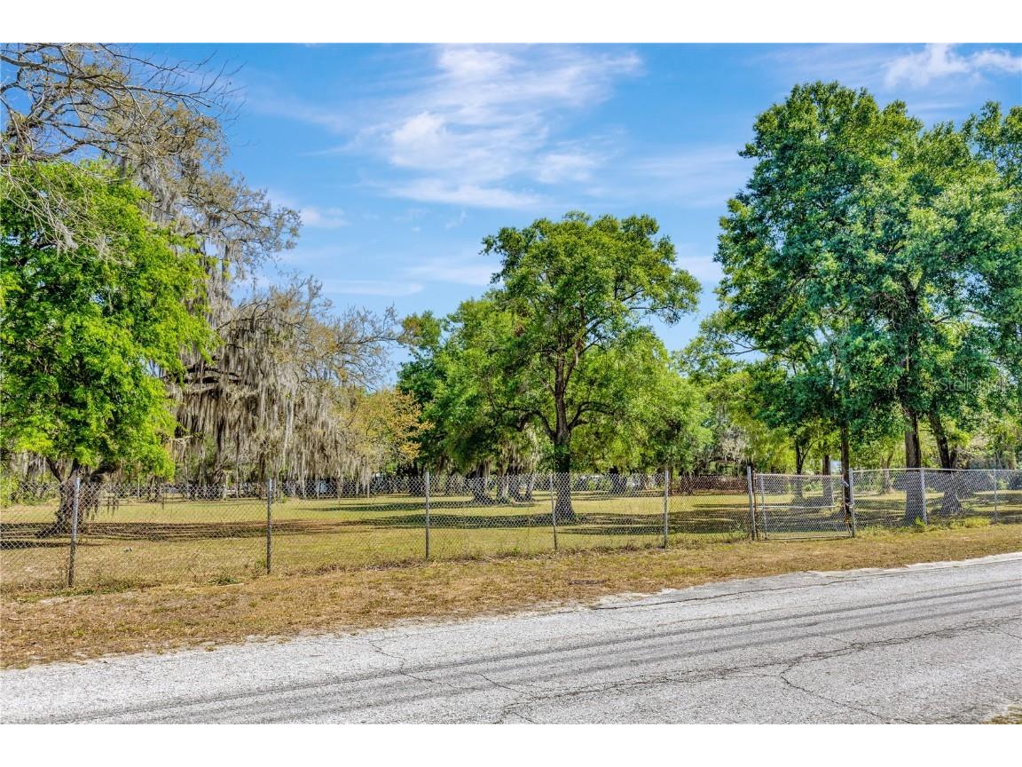 5501 N 37th Street Tampa FL 33610 TB8441150 image4