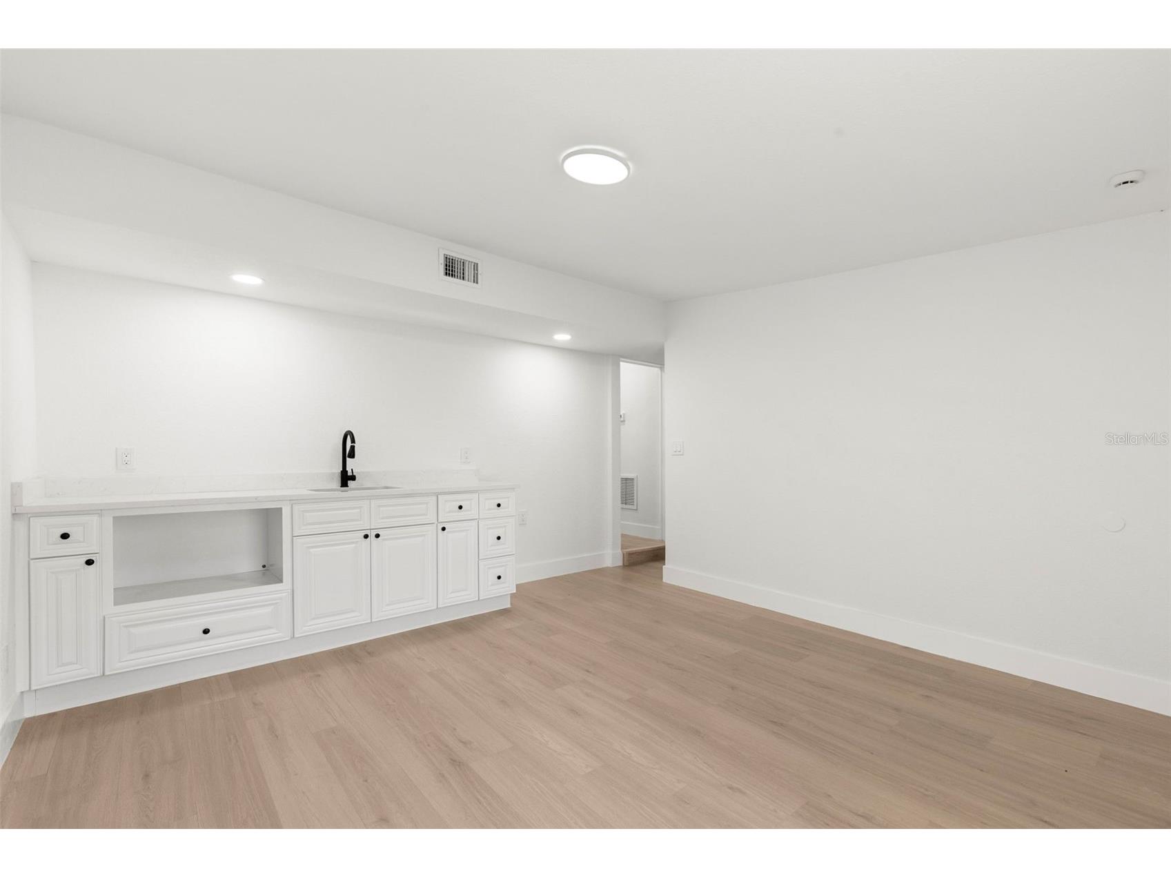 5501 N Albany Avenue Tampa FL 33603 TB8504585 image29