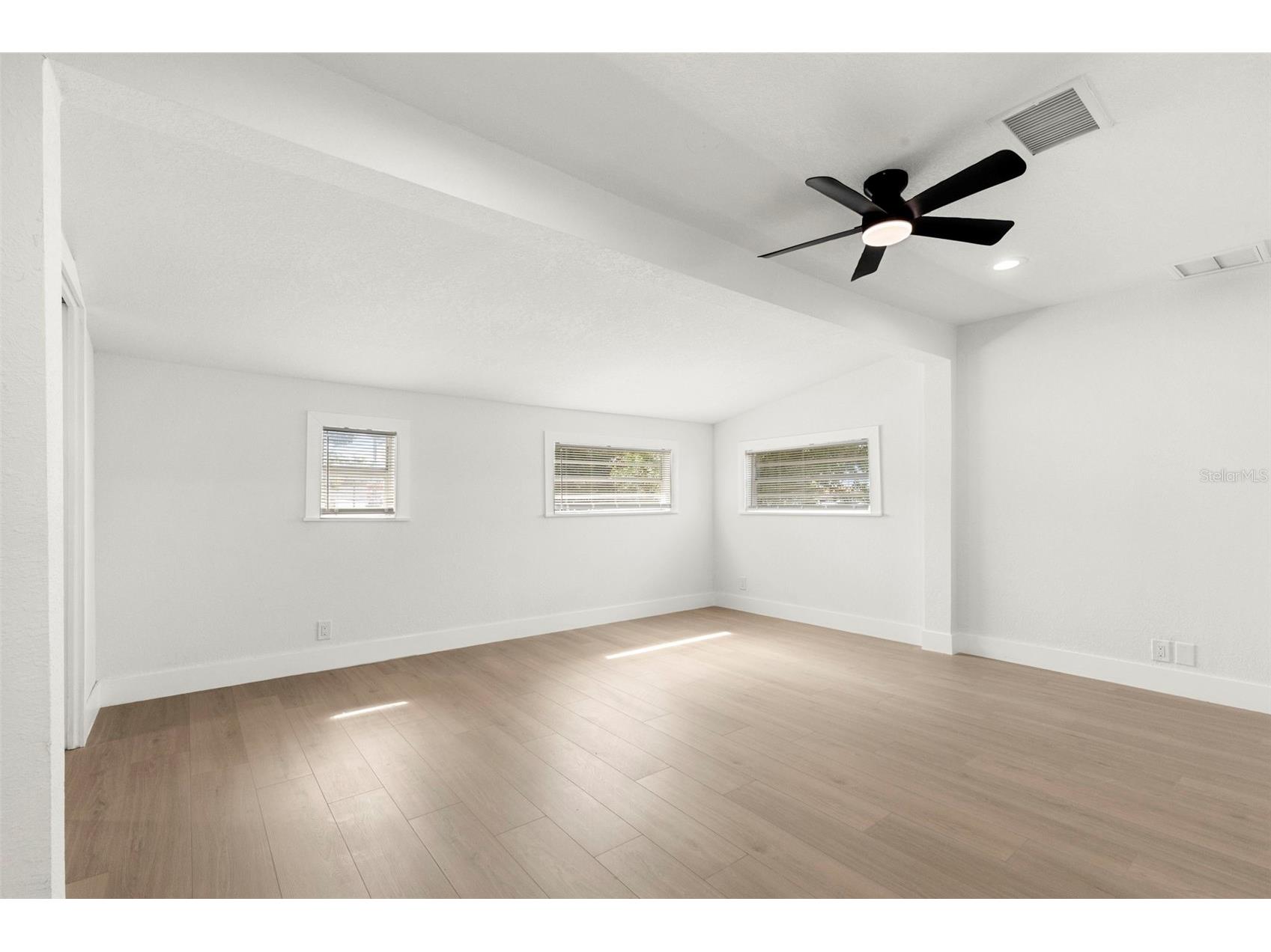 5501 N Albany Avenue Tampa FL 33603 TB8504585 image41