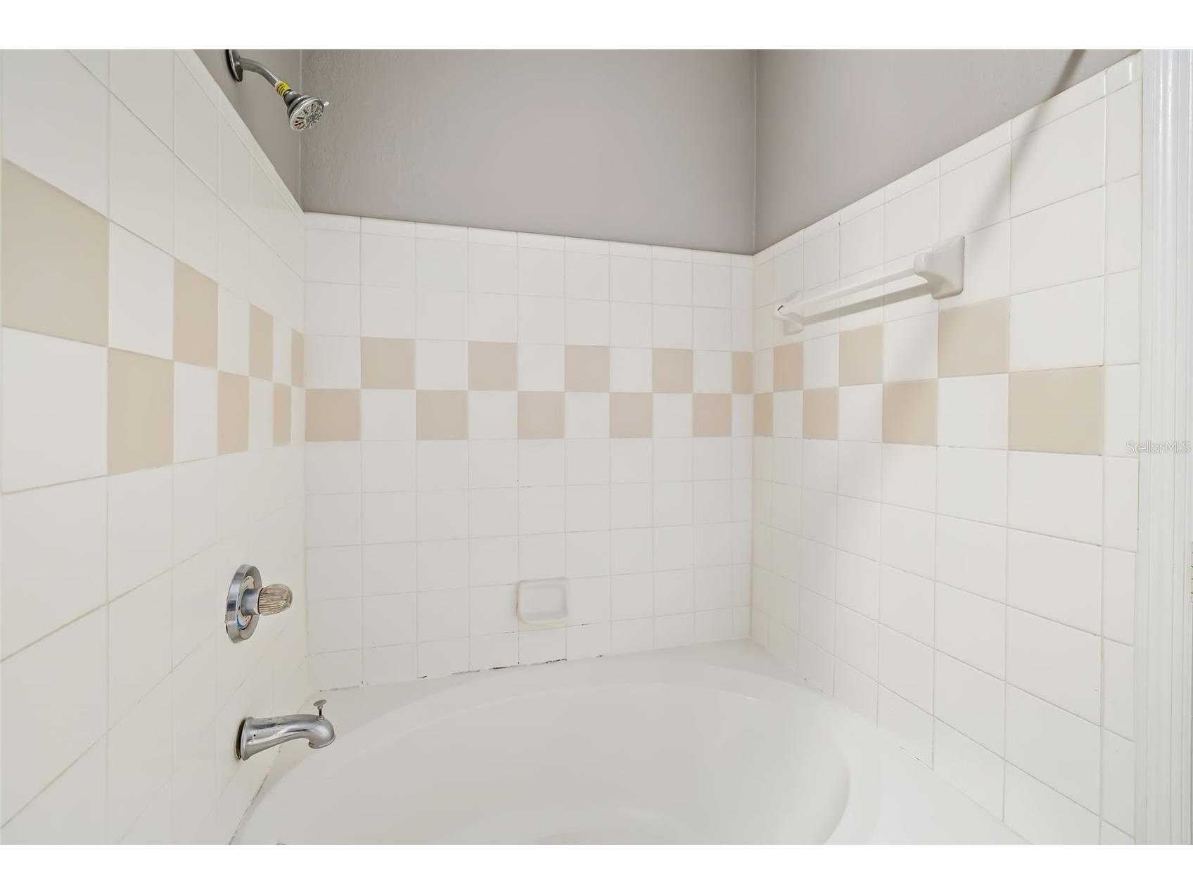 5501 Rosehill Road #103 Sarasota FL 34233 A4676093 image15