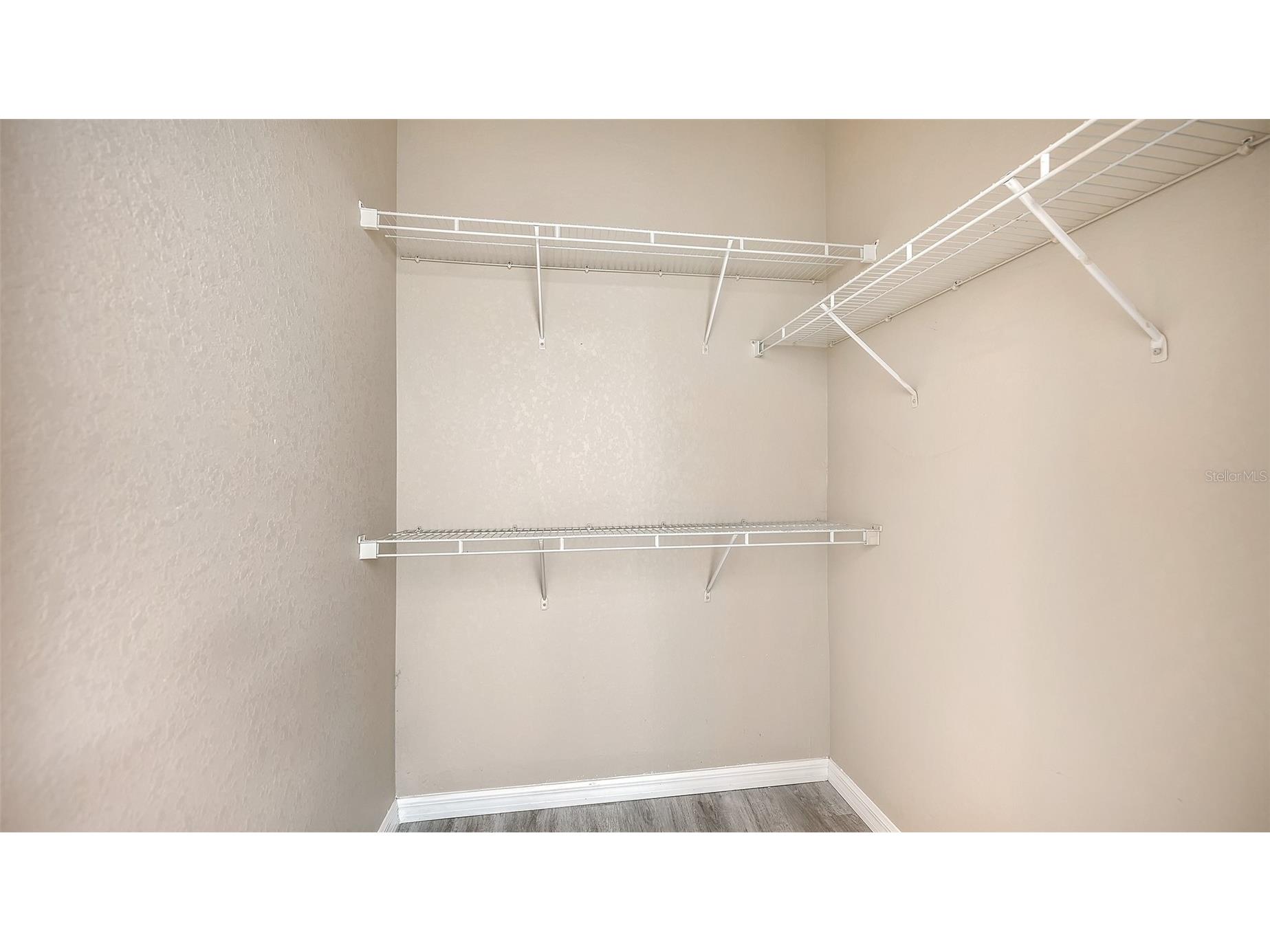 5501 Rosehill Road #105 Sarasota FL 34233 A4691278 image25