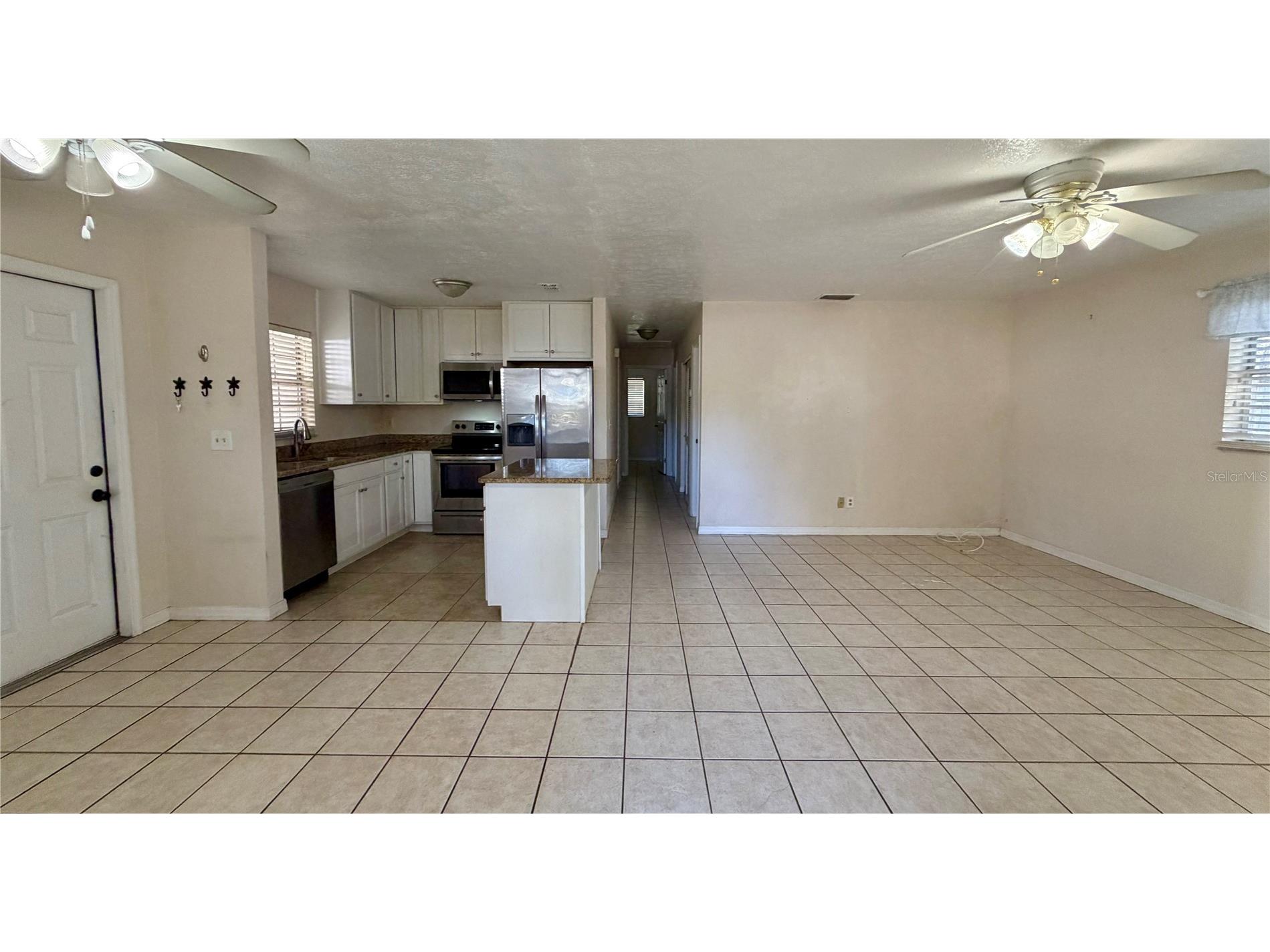 5502 S Elkins Avenue Tampa FL 33611 TB8460138 image2