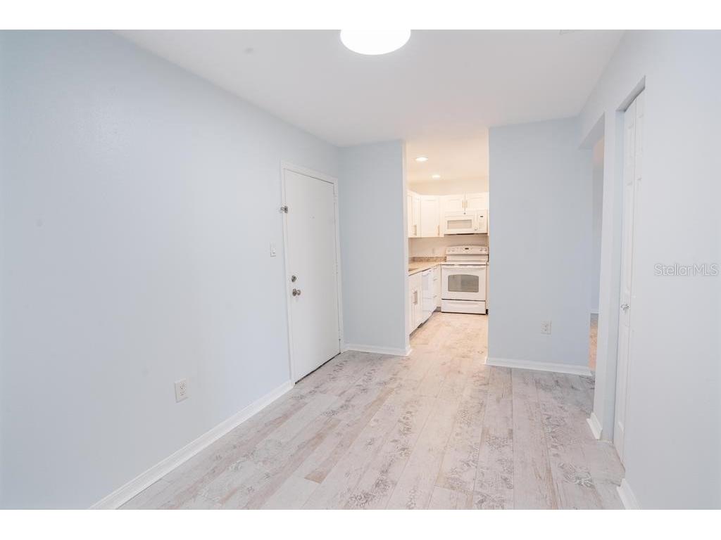 5503 Fountain Lake Circle #104 Bradenton FL 34207 A4673714 image4