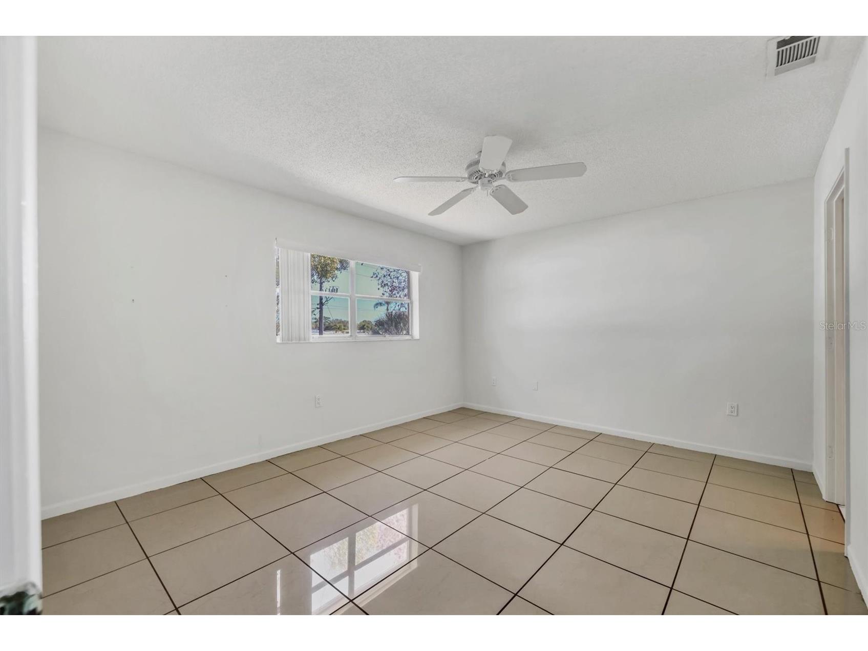 5503 Fountain Lake Circle #A204 Bradenton FL 34207 A4682011 image14