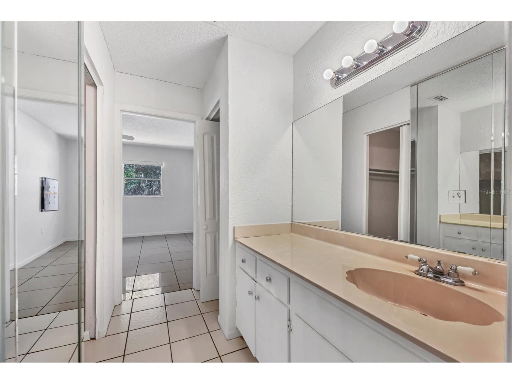 5503 Fountain Lake Circle #A204 Bradenton FL 34207 A4682011 image18