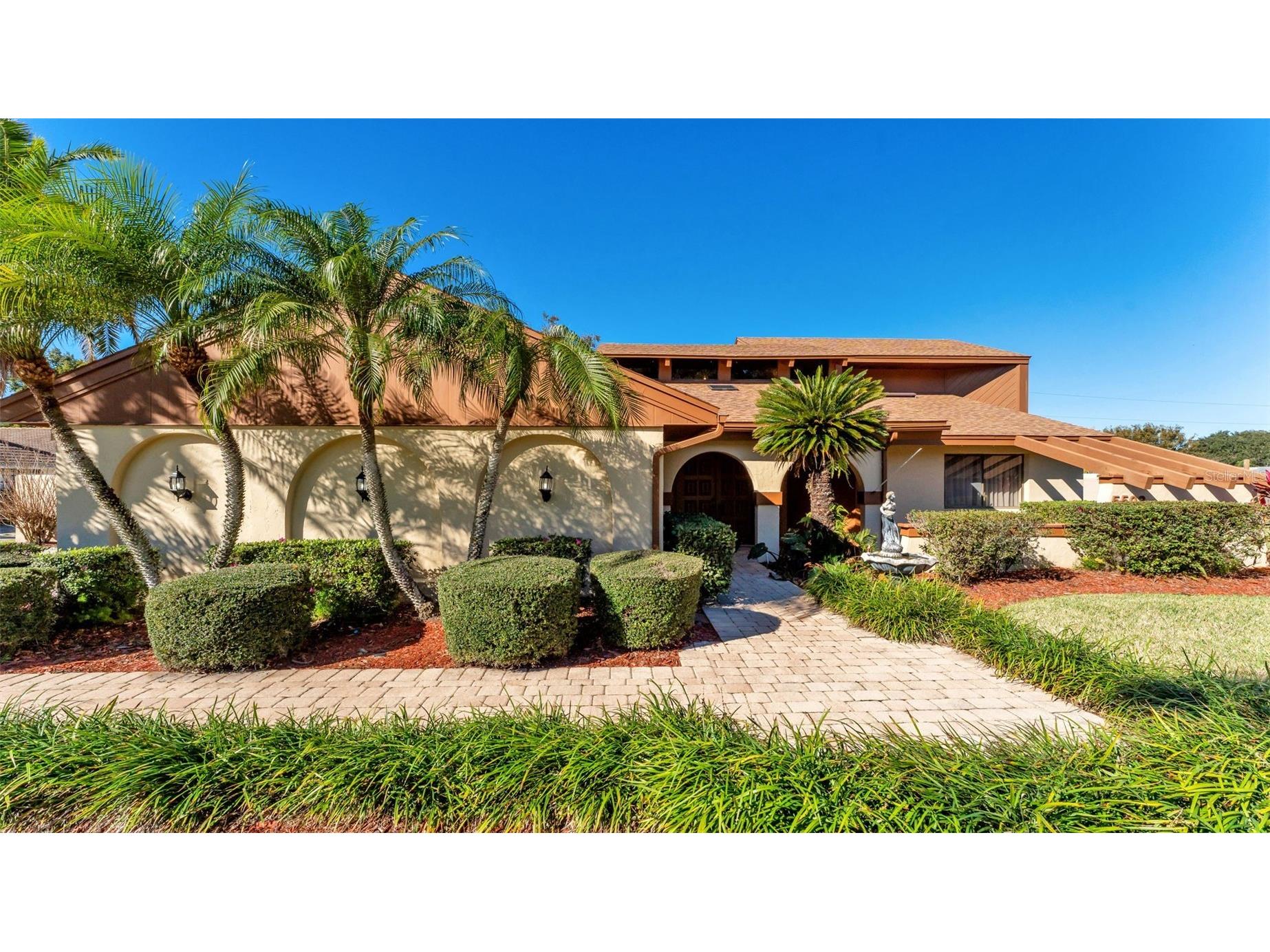 5503 Kings Mont Drive Lakeland FL 33813 L4958947 image1