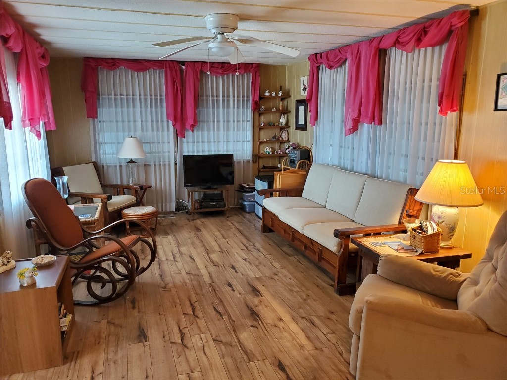 5504 Bermuda Court Bradenton FL 34207 A4633805 image3