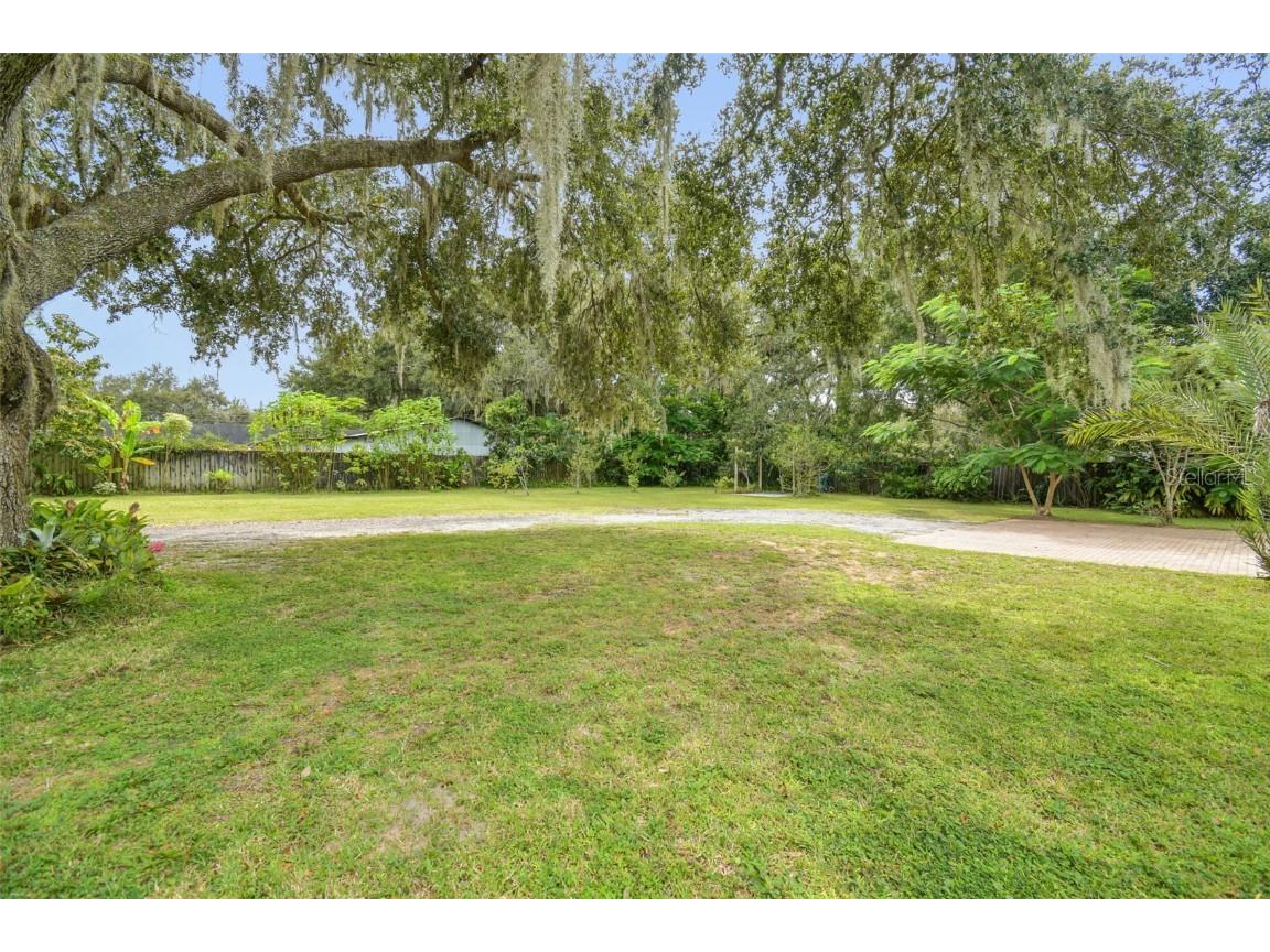 5504 Bruton Road Plant City FL 33565 TB8432167 image41