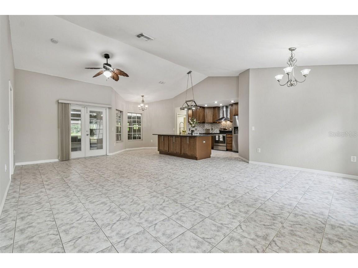 5504 Bruton Road Plant City FL 33565 TB8432167 image5