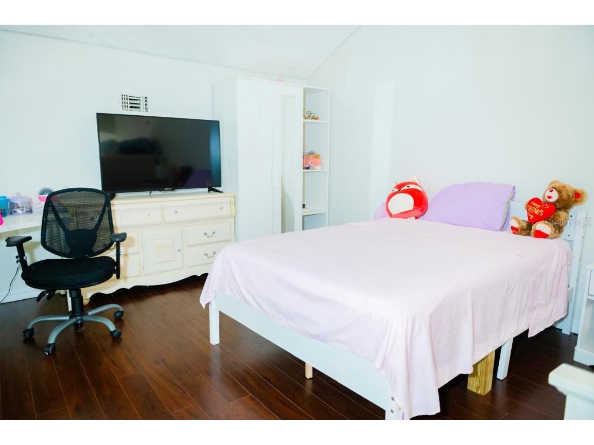 5504 Fairfax Street Orlando FL 32812 TB8438959 image22