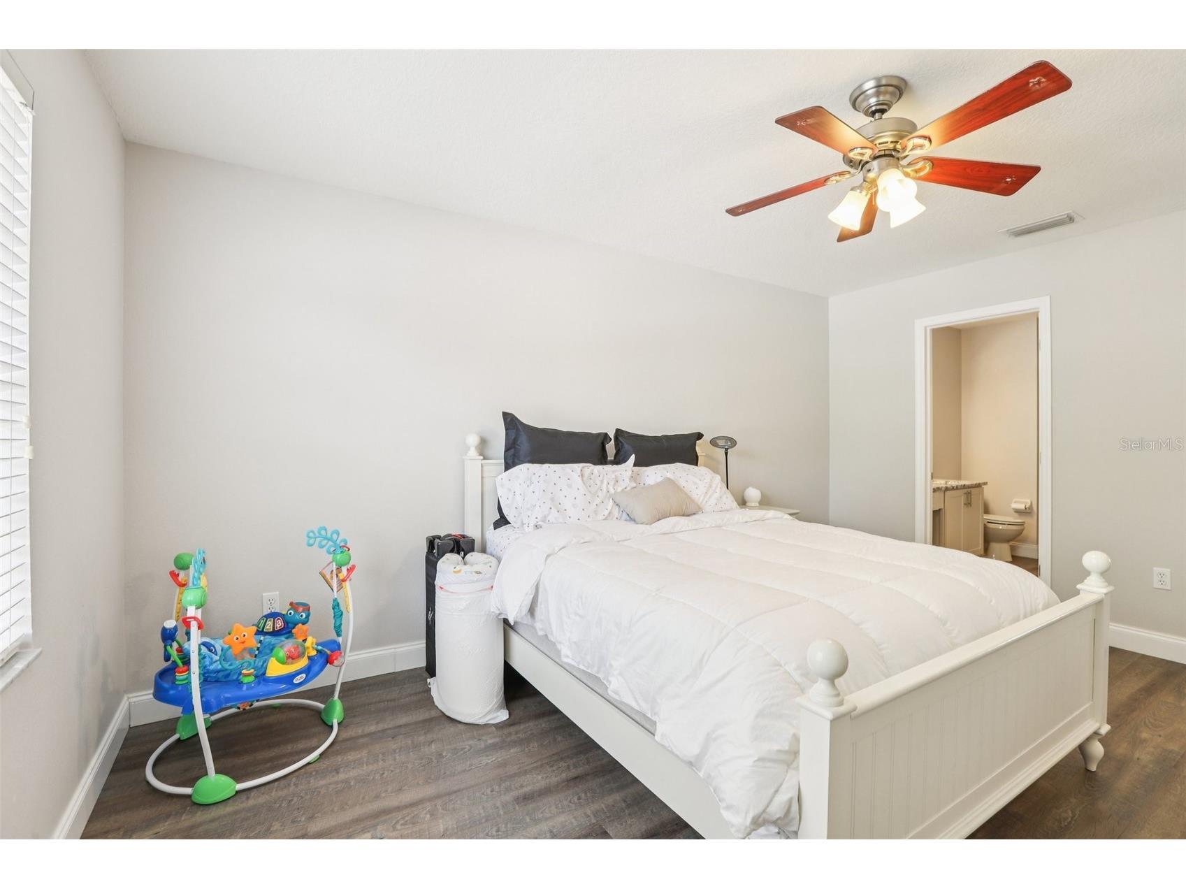 5504 Lake Leta Boulevard Tampa FL 33624 TB8494175 image48