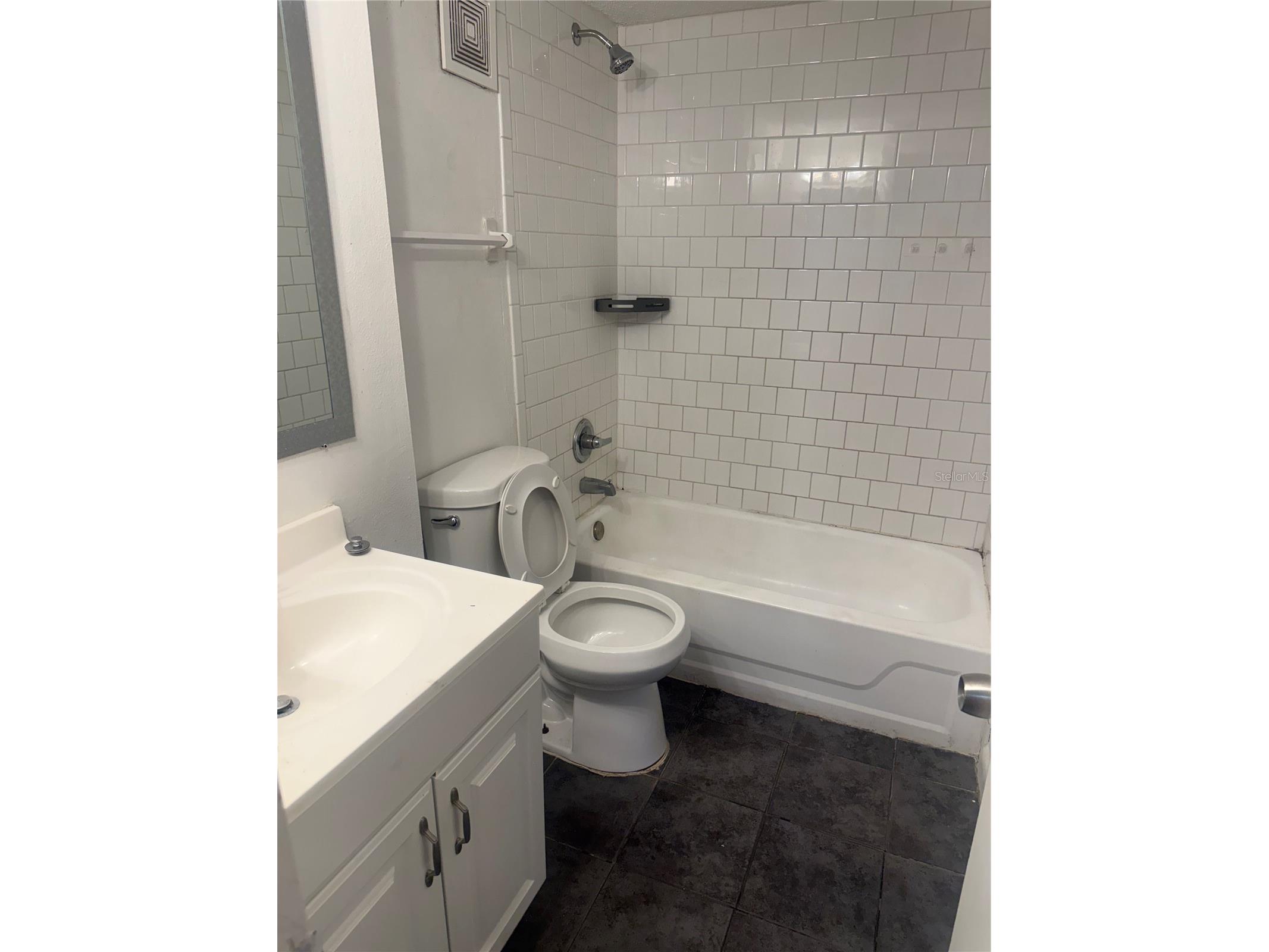 5504 Loblolly Court #204 Tampa FL 33617 TB8500018 image6