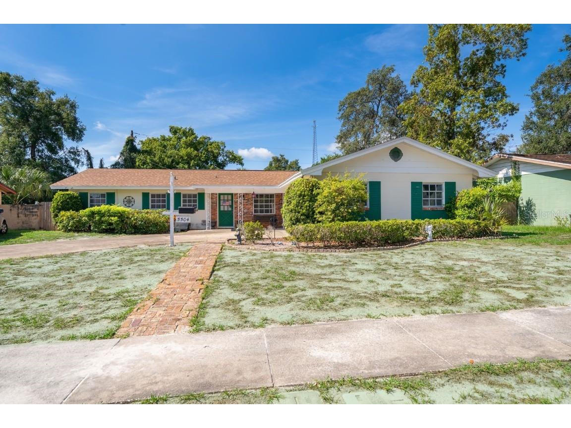 5504 Sedgefield Street Orlando FL 32808 O6328419 image1