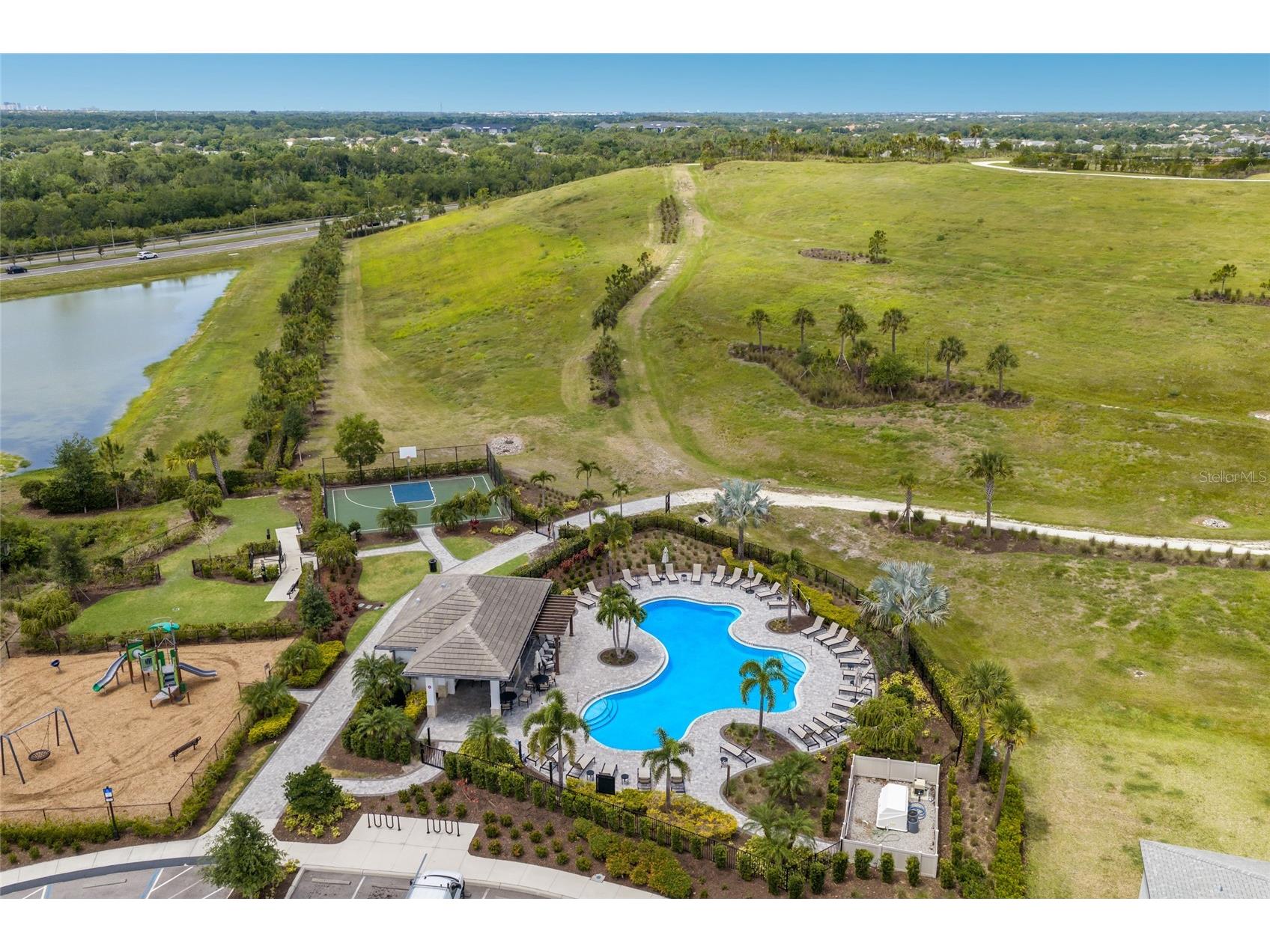 5504 Summit Glen Bradenton FL 34203 L4961707 image36