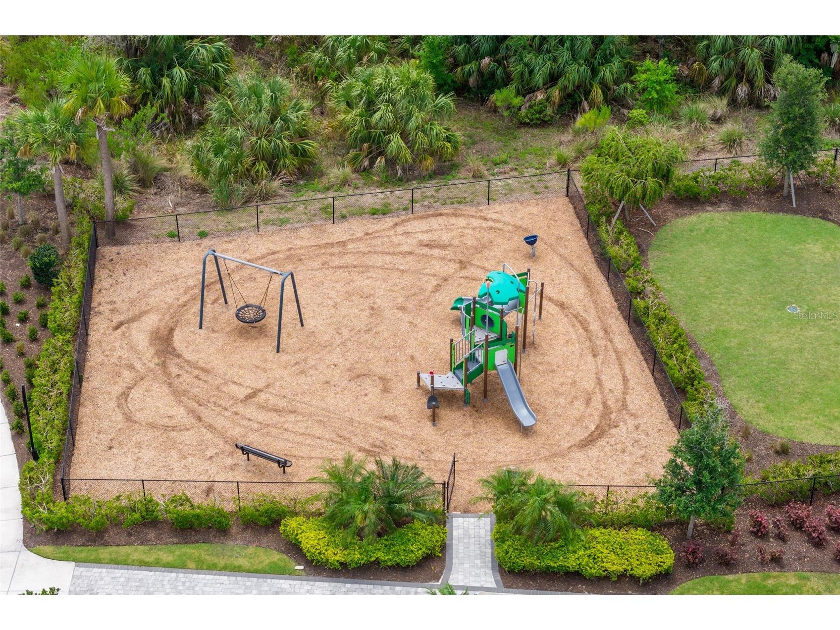 5504 Summit Glen Bradenton FL 34203 L4961707 image38