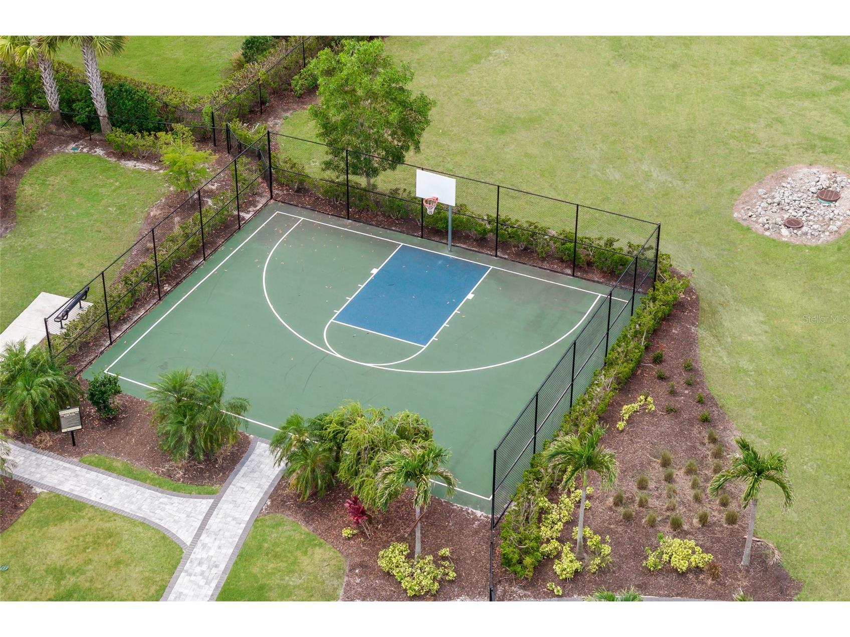 5504 Summit Glen Bradenton FL 34203 L4961707 image39