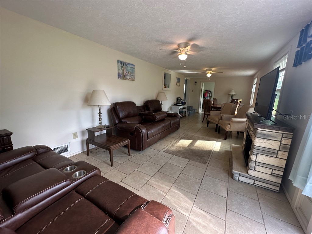 55045 6th Street Astor FL 32102 R4909684 image17