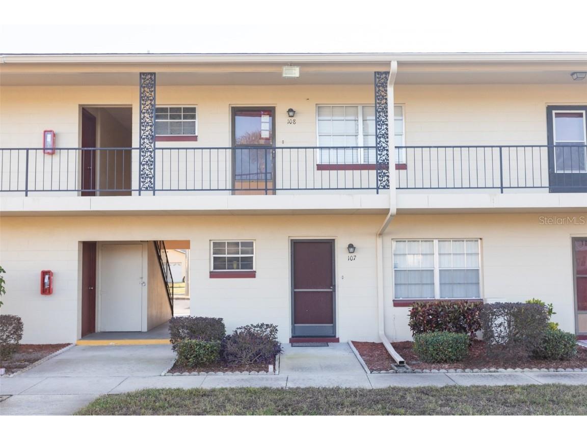 5505 Hernandes Drive #108 Orlando FL 32808 O6301390 image1