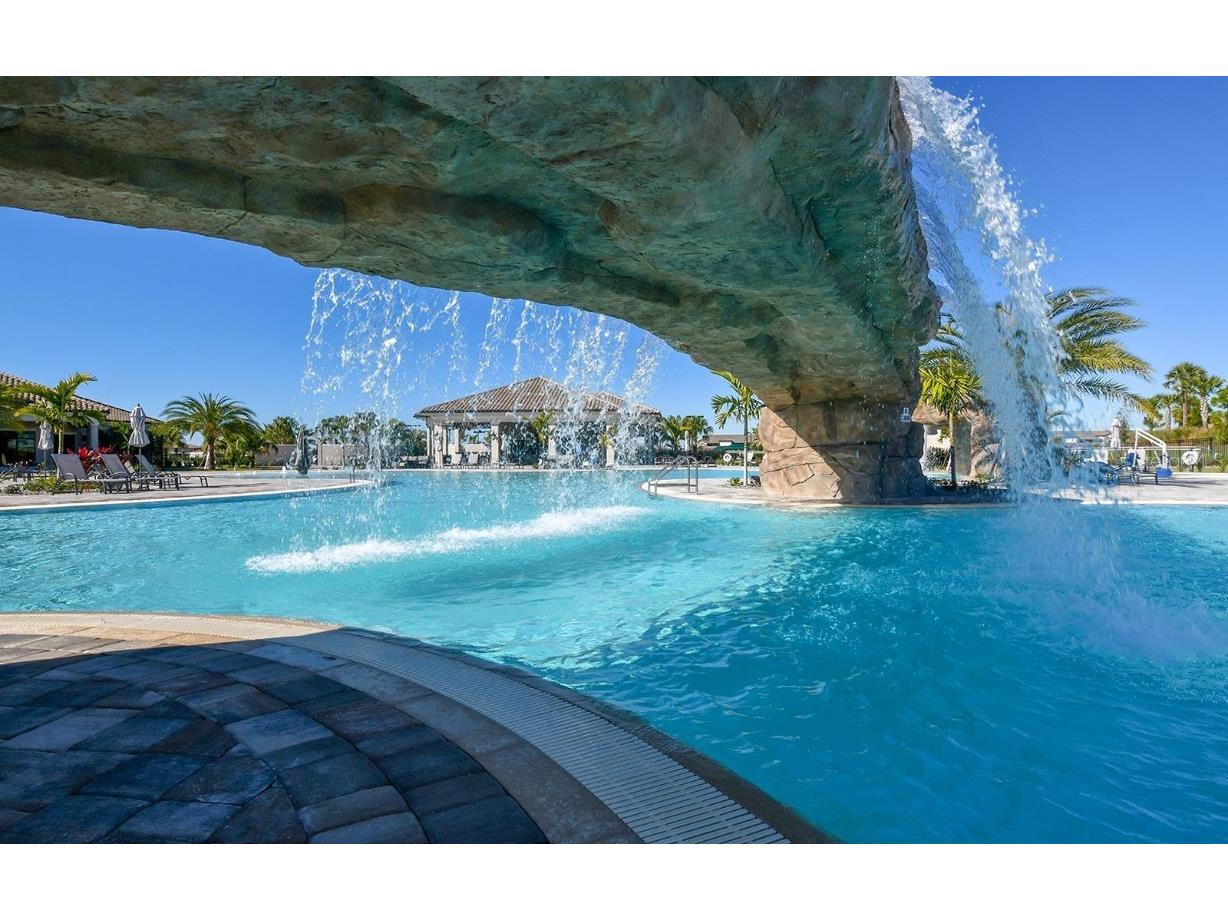 5507 Arnie Loop Lakewood Ranch FL 34211 A4547490 image54