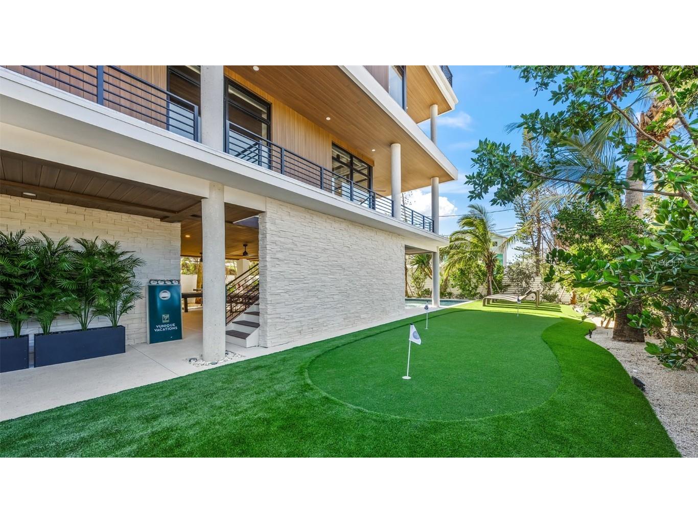 5507 Calle Del Invierno Sarasota FL 34242 - GULF OF MEXICO A4667675 image10