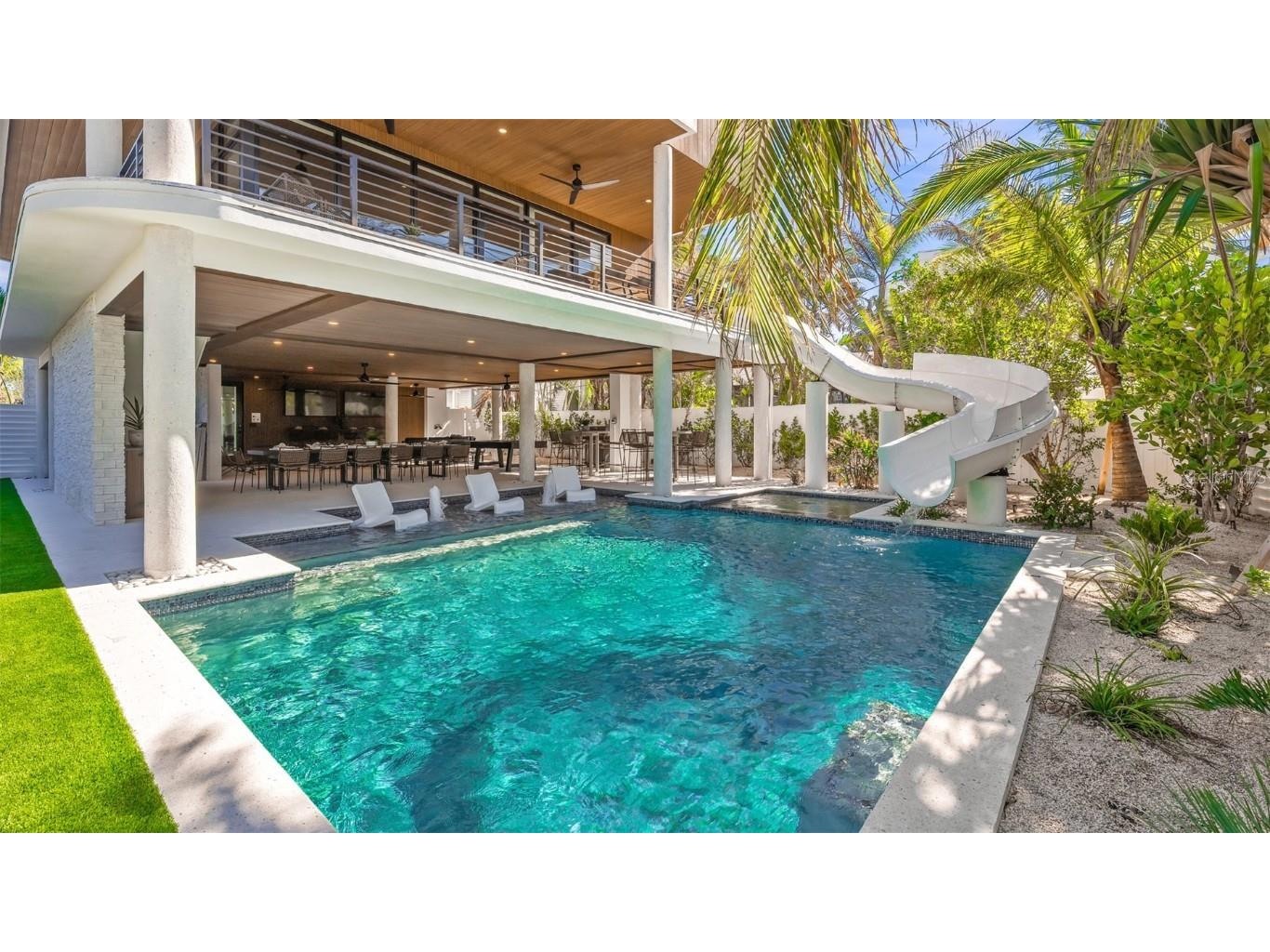 5507 Calle Del Invierno Sarasota FL 34242 - GULF OF MEXICO A4667675 image7