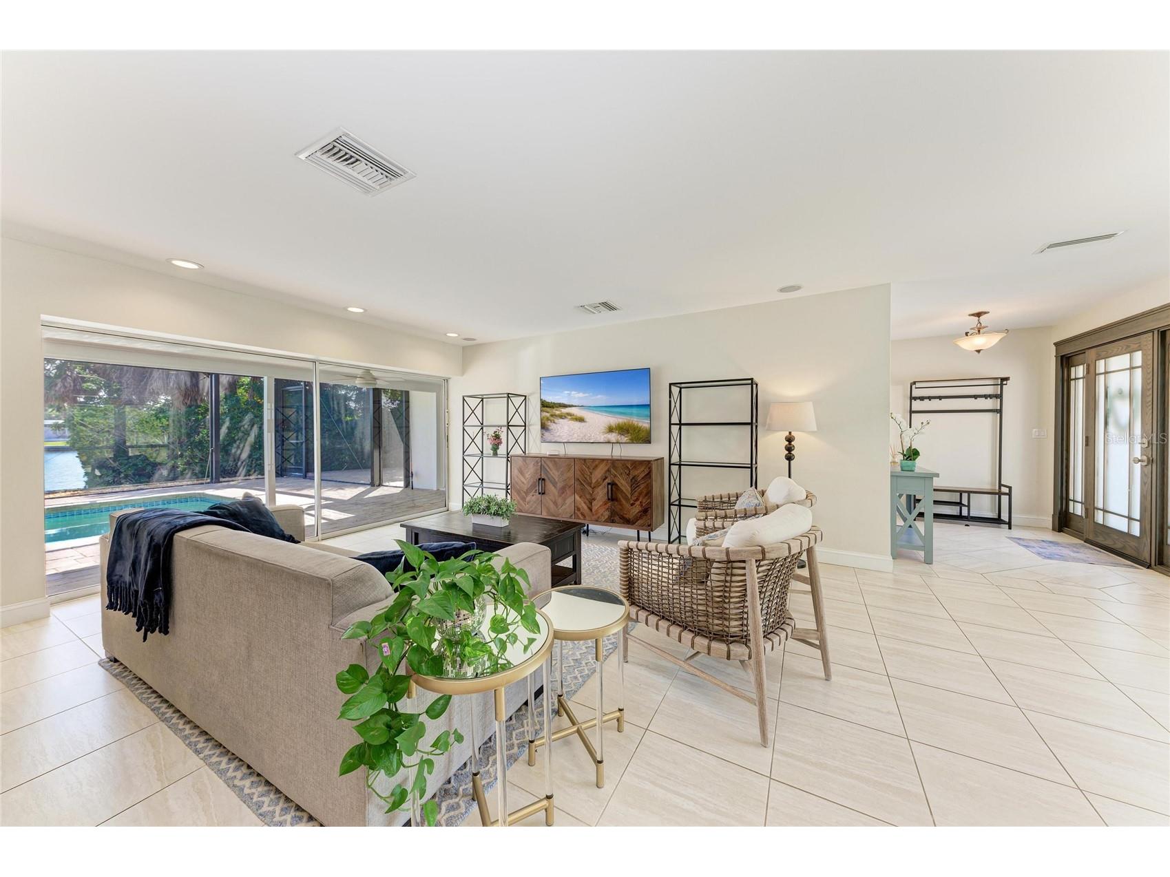 5507 Contento Drive Sarasota FL 34242 A4683288 image12